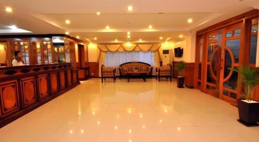 Jun Yue Hotel Phnom Penh Ngoại thất bức ảnh