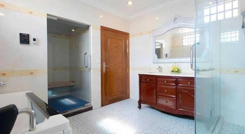 Jun Yue Hotel Phnom Penh Ngoại thất bức ảnh