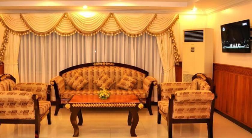 Jun Yue Hotel Phnom Penh Ngoại thất bức ảnh