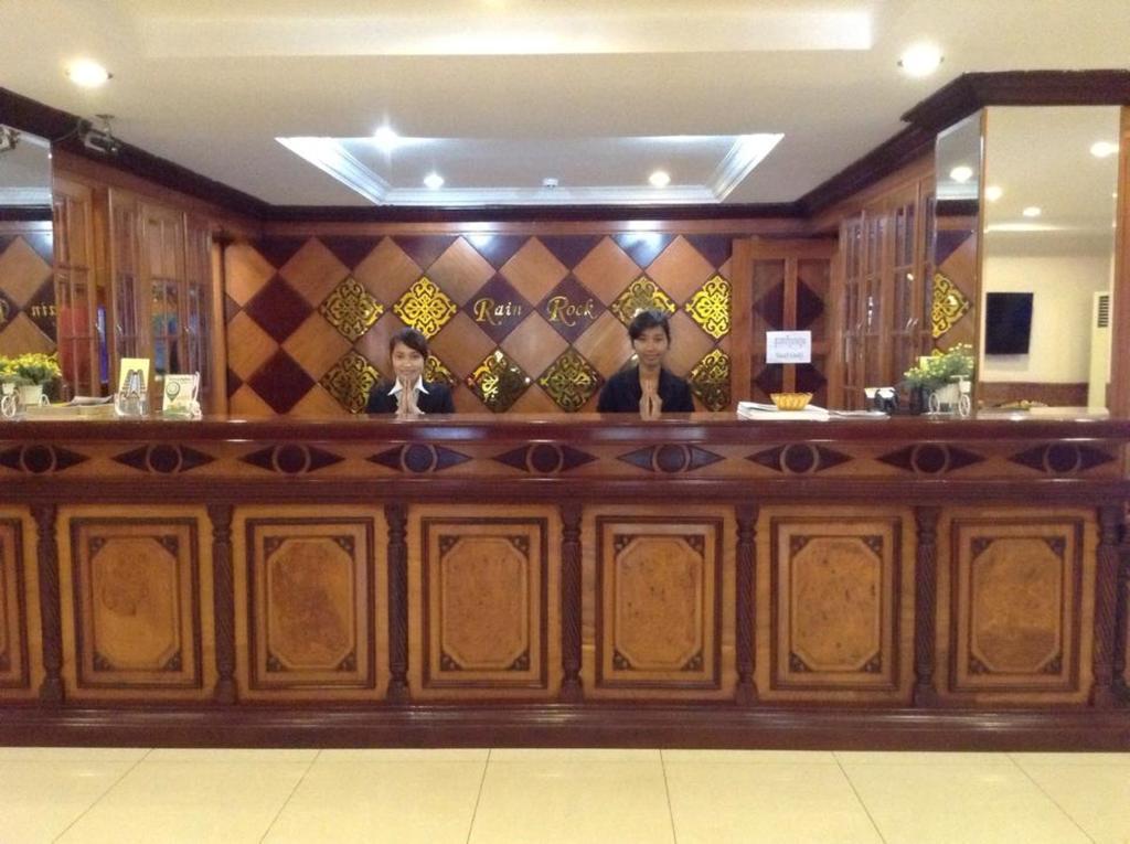 Jun Yue Hotel Phnom Penh Ngoại thất bức ảnh